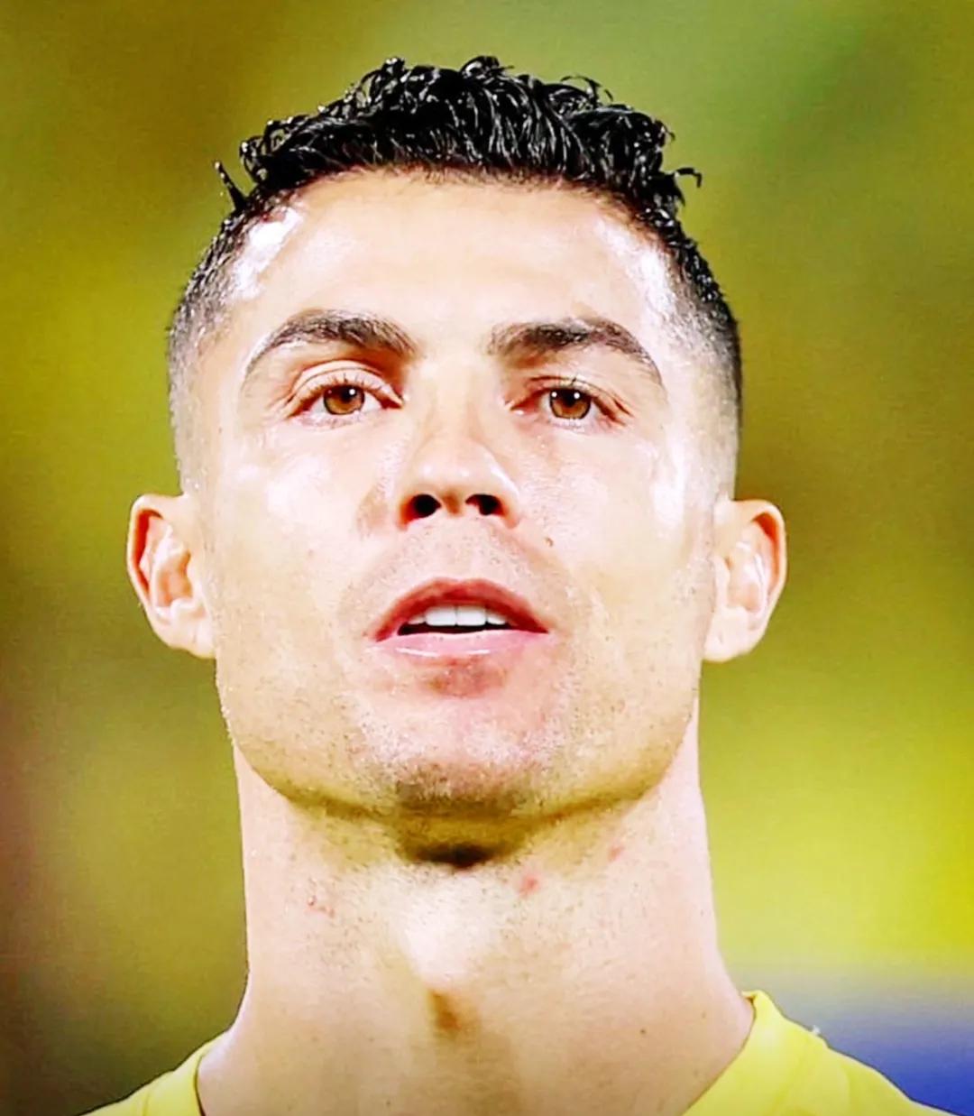 巴特勒焦点对战，C罗与90激战TL分钟，出色发挥胜负难料！观众掌声雷动的简单介绍开云体育官方平台